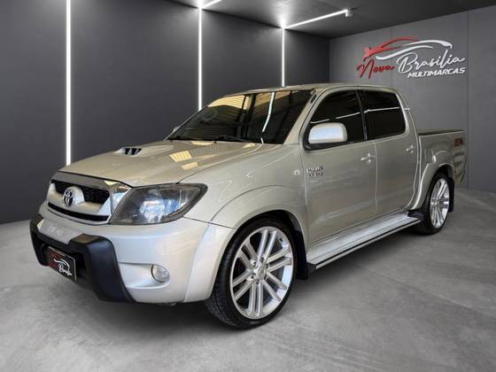 TOYOTA HILUX 3.0 SRV 4X2 CD 16V TURBO INTERCOOLER DIESEL 4P MANUAL
